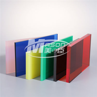 Le plastique à haute brillance de feuille acrylique de couleur rouge couvre le conseil acrylique