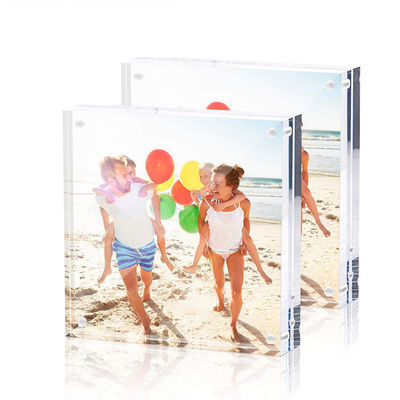 Cadre acrylique transparent de photo de bloc de cadre du perspex A4