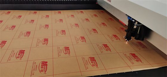 Pmma a moulé la feuille 1220x1830mm de perspex d'acrylique de couleur des pieds 4x6