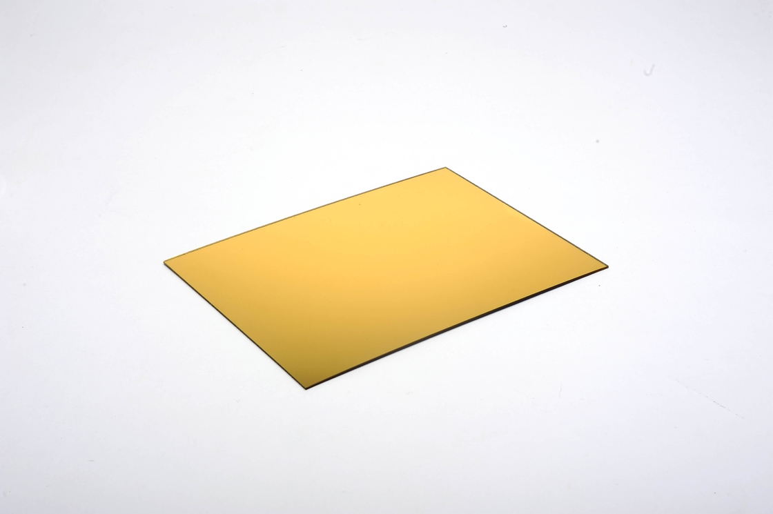 L'écran acrylique OLEG de haute qualité fabricant taille personnalisée échantillons sans couleur